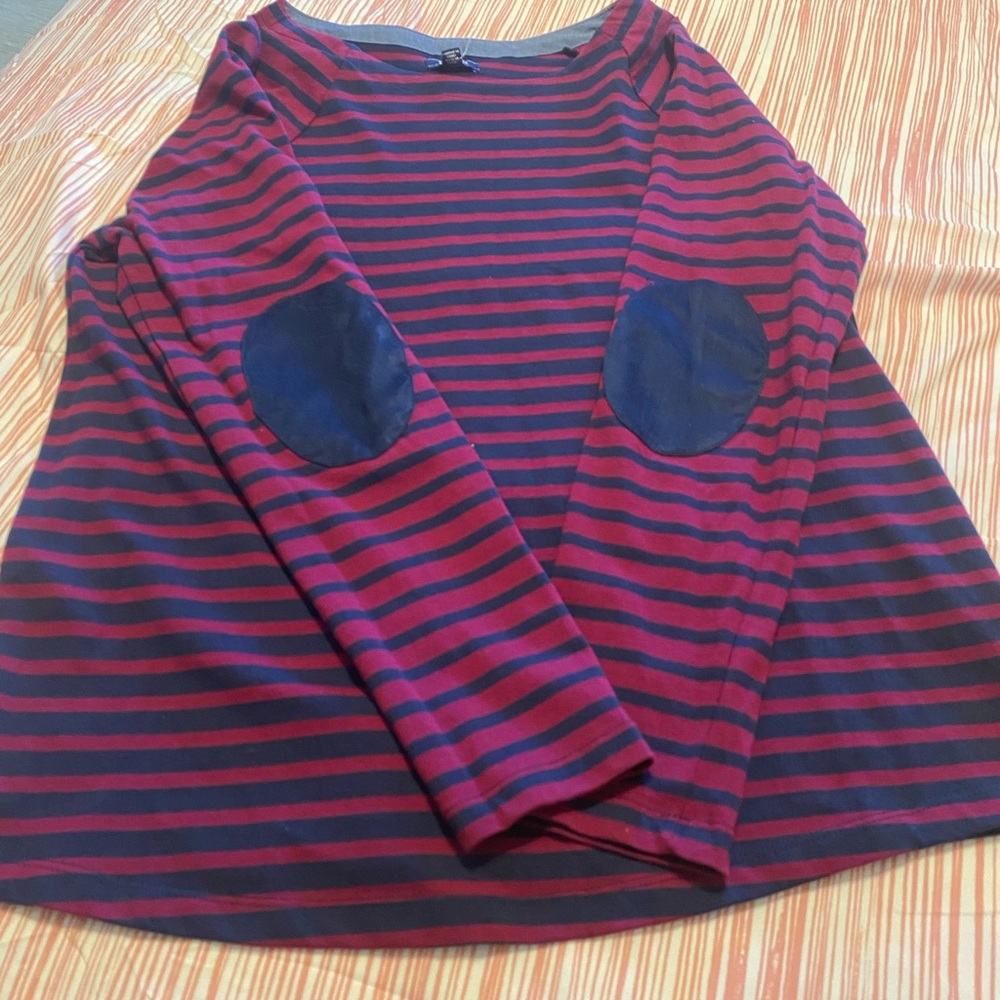 Brand new Tops Size L